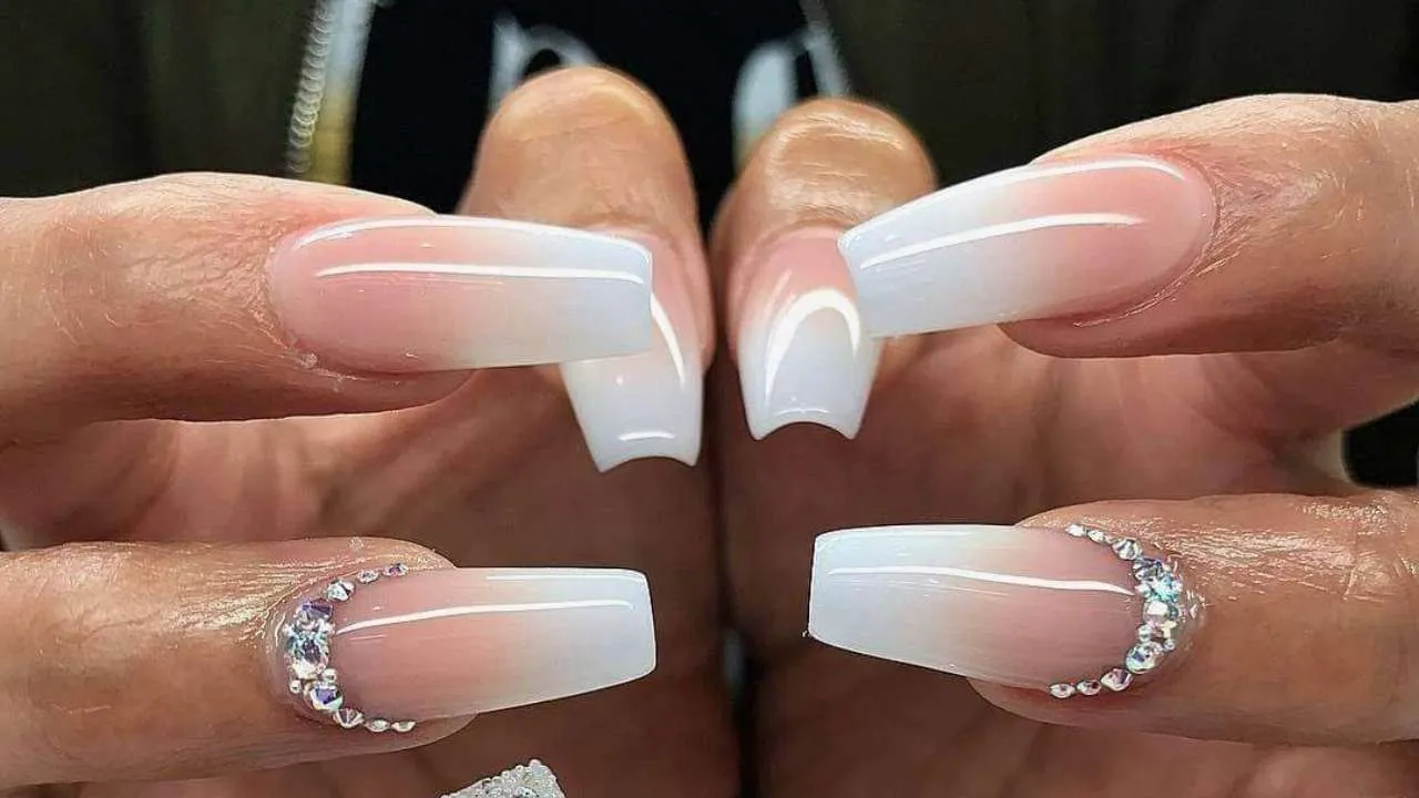 How to Take Care of Acrylic Nails for Lasting Beauty